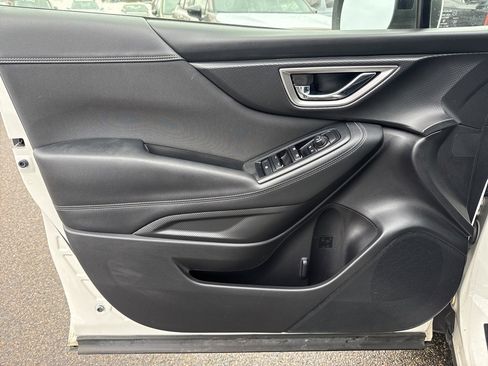 Used 2023 Subaru Forester Premium image 23