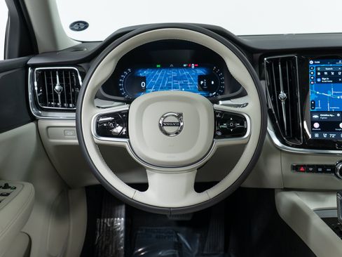 New 2026 Volvo V60 B5 Cross Country Plus w/ Climate Package AWD/4WD image 17