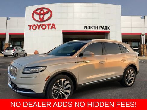Used 2023 Lincoln Nautilus Reserve w/ Luxury Package AWD/4WD image 1