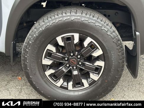 Used 2023 Nissan Frontier PRO-4X w/ Technology Package image 31