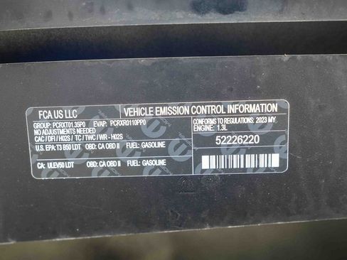 Used 2023 Jeep Renegade Altitude image 32