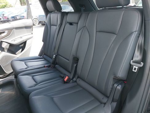 Certified 2026 Audi Q7 3.0T Premium Plus w/ Premium Plus Package AWD/4WD image 16