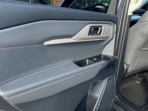 New 2026 Ford Explorer Active w/ Active Comfort Package image 25