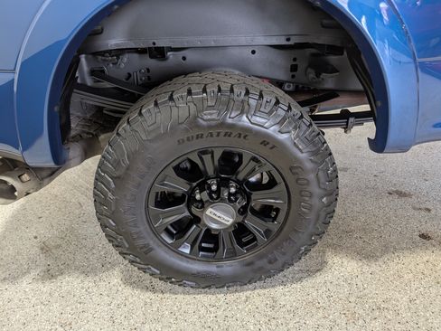 Used 2022 Ford F250 Lariat w/ Tremor Off-Road Package AWD/4WD image 14