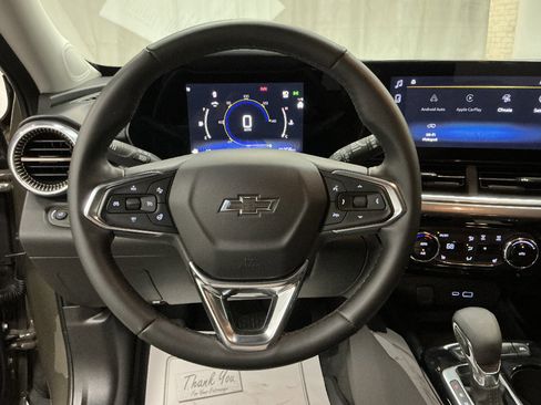 Used 2024 Chevrolet Trax ACTIV w/ Sunroof Package FWD image 14
