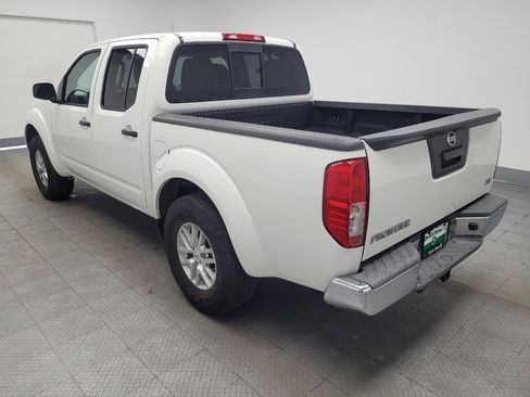 Used 2018 Nissan Frontier SV RWD image 5