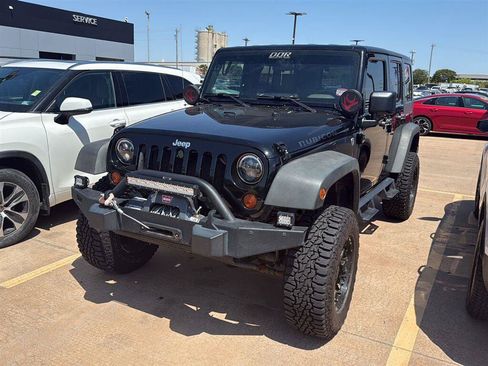 Used 2008 Jeep Wrangler Unlimited Rubicon w/ Dual Top Group AWD/4WD image 2