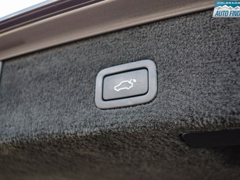 Used 2010 Volvo XC70 T6 image 28