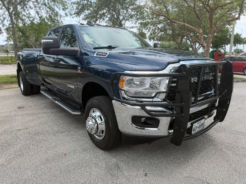 Used 2024 RAM 3500 Lone Star AWD/4WD image 4