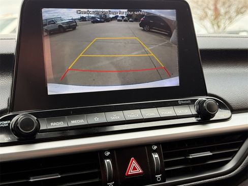 Used 2020 Kia Forte LXS image 19