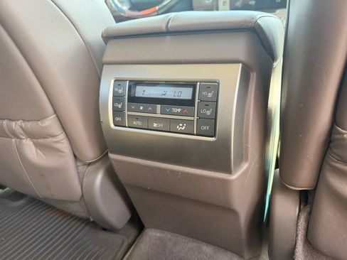 Used 2016 Lexus GX 460 w/ Premium Package AWD/4WD image 22