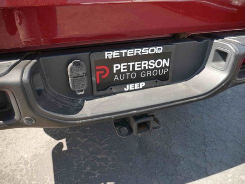 Used 2021 Jeep Gladiator Rubicon w/ Uconnect 4C Nav & Sound Group AWD/4WD image 9
