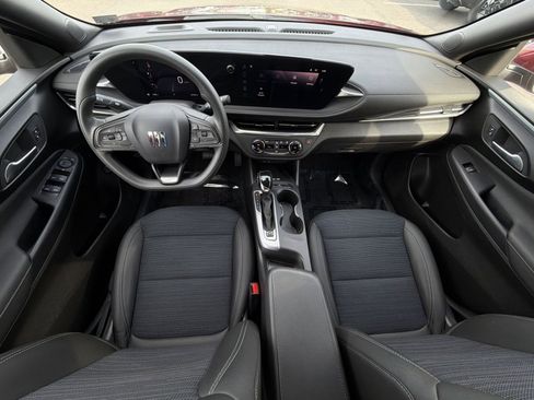 Used 2024 Buick Envista Preferred w/ Convenience II Package FWD image 23