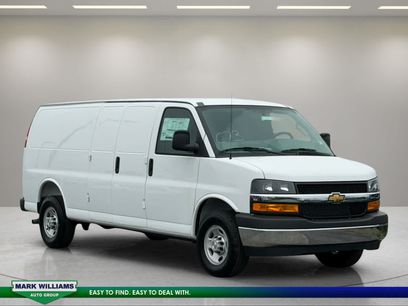 New 2026 Chevrolet Express 2500 Extended w/ Driver Convenience Package