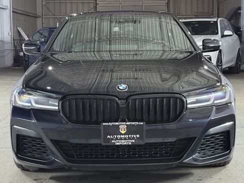 Used 2023 BMW 540i xDrive w/ M Sport Package image 3