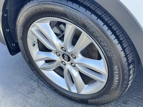 Used 2013 Hyundai Santa Fe Sport 2.0T w/ Technology Pkg AWD/4WD image 21