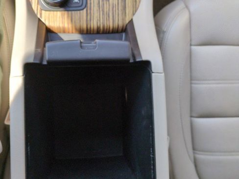 Used 2019 GMC Acadia Denali w/ Technology Package image 32