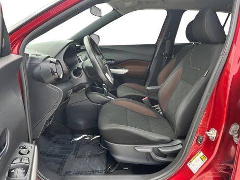 Used 2020 Nissan Kicks SR FWD image 10