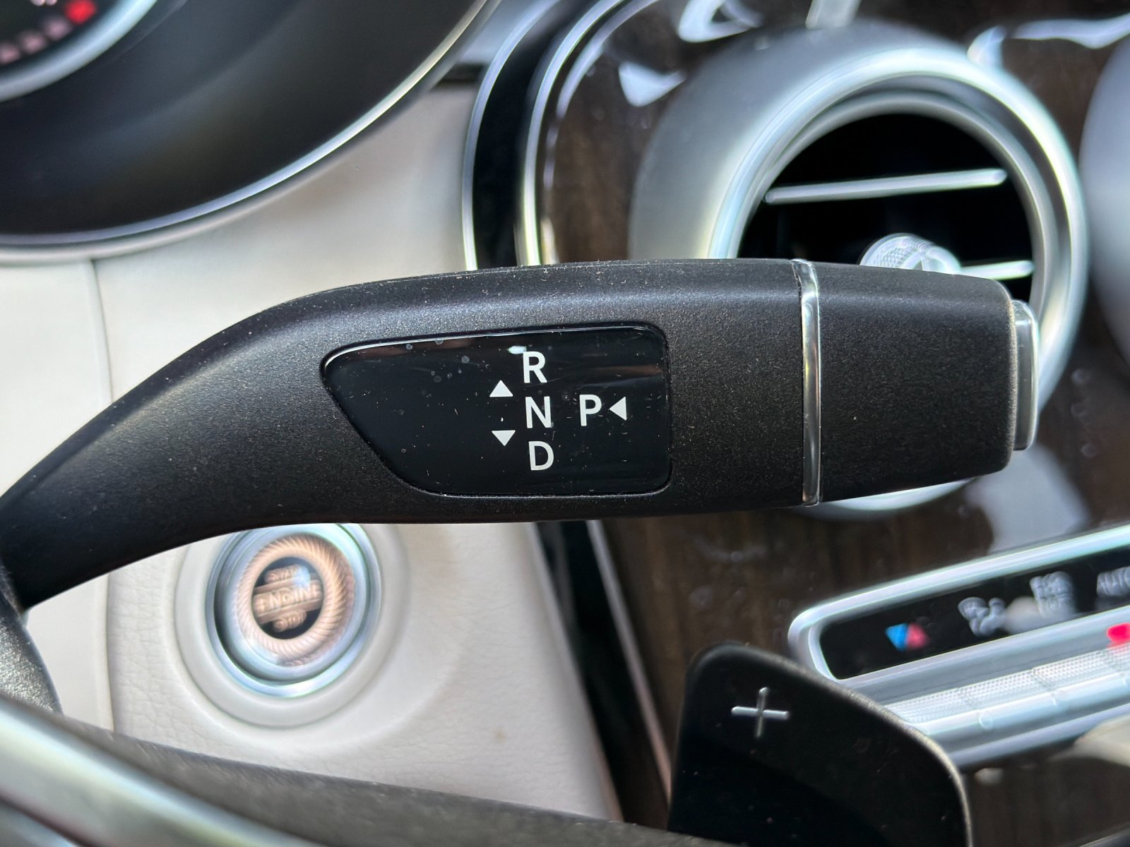 Used 2021 Mercedes-Benz GLC 300 4MATIC image 19