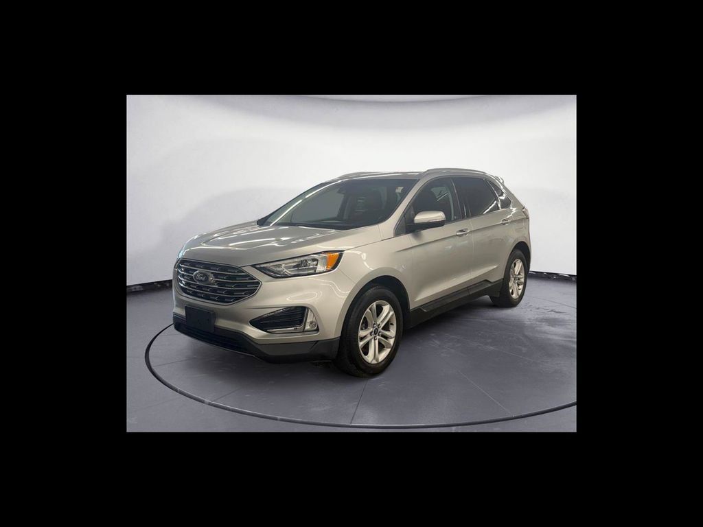Used 2019 Ford Edge SEL w/ Equipment Group 201A AWD/4WD image 2