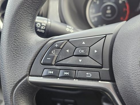 Used 2020 Nissan Kicks SV w/ Exterior Package FWD image 30