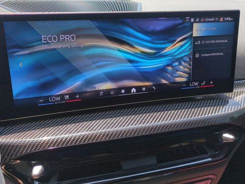 Used 2025 BMW M340i w/ Premium Package RWD image 25
