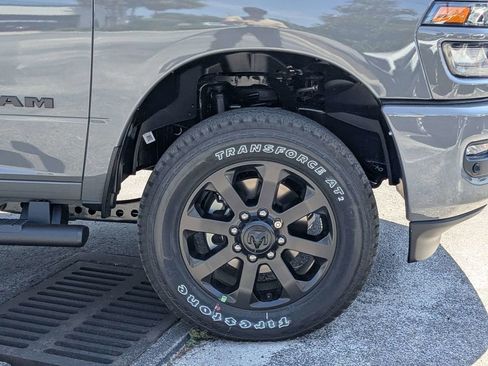 New 2026 RAM 2500 Big Horn AWD/4WD image 12