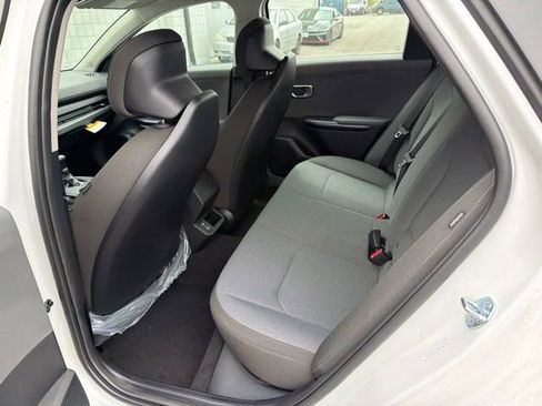 New 2026 Kia K4 FWD image 8