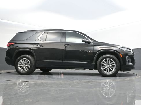 Used 2023 Chevrolet Traverse LT AWD/4WD image 48