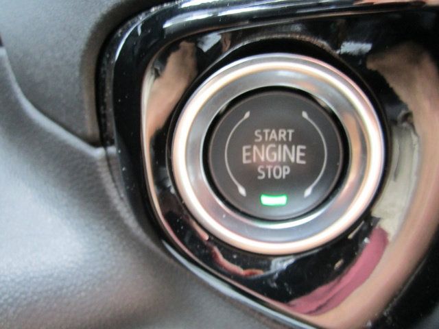 Used 2025 GMC Sierra 3500 SLE w/ SLE Convenience Package AWD/4WD image 18