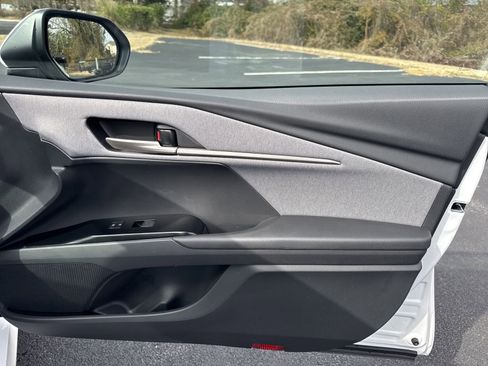 New 2025 Toyota Camry LE w/ Convenience Package image 34