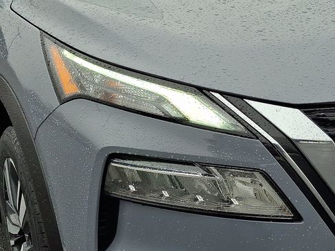 Certified 2023 Nissan Rogue SL w/ SL Premium Package image 11