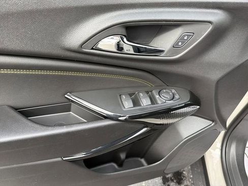 New 2026 Chevrolet Trax ACTIV w/ Sunroof Package image 16