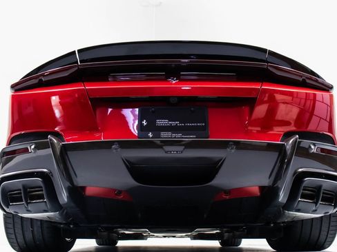 Certified 2025 Ferrari 12Cilindri RWD image 22