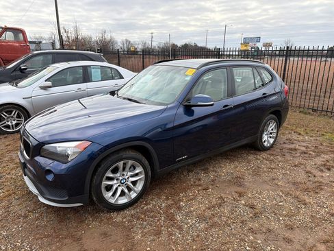 Used 2015 BMW X1 xDrive28i image 1
