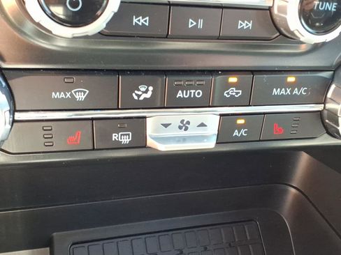 Used 2025 Ford F150 XLT w/ Equipment Group 302A MID AWD/4WD image 19