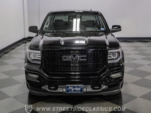 Used 2017 GMC Sierra 1500 Denali w/ Denali Ultimate Package AWD/4WD image 33
