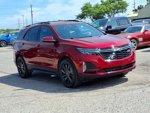 Used 2022 Chevrolet Equinox RS w/ RS Leather Package AWD/4WD image 7