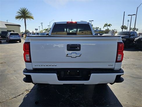 Used 2018 Chevrolet Silverado 1500 LTZ Z71 image 9