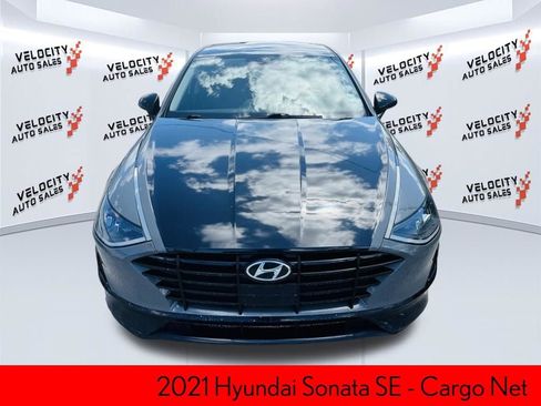Used 2021 Hyundai Sonata SE w/ Cargo Package FWD image 8