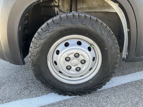 Used 2021 RAM ProMaster 2500 image 13