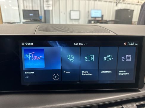 New 2026 Hyundai Santa Fe SE FWD image 17
