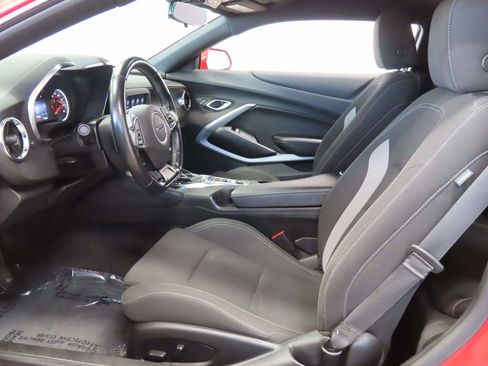 Used 2023 Chevrolet Camaro LT image 15