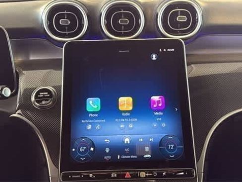 Used 2025 Mercedes-Benz GLC 300 4MATIC image 42