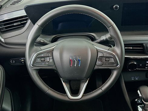 Used 2025 Buick Encore GX Preferred image 18