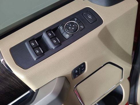 Used 2021 Ford F250 Lariat image 17