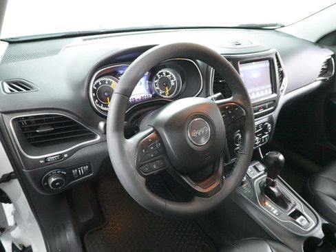 Used 2022 Jeep Cherokee Trailhawk AWD/4WD image 23
