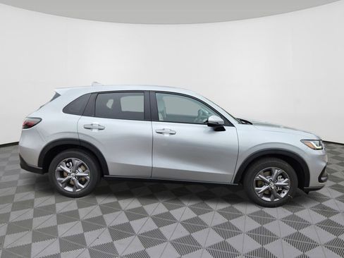 New 2026 Honda HR-V LX image 6
