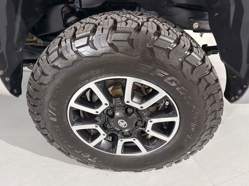 Used 2021 Toyota Tundra 1794 Edition AWD/4WD image 8