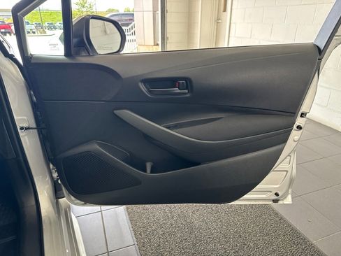 Used 2024 Toyota Corolla LE FWD image 49
